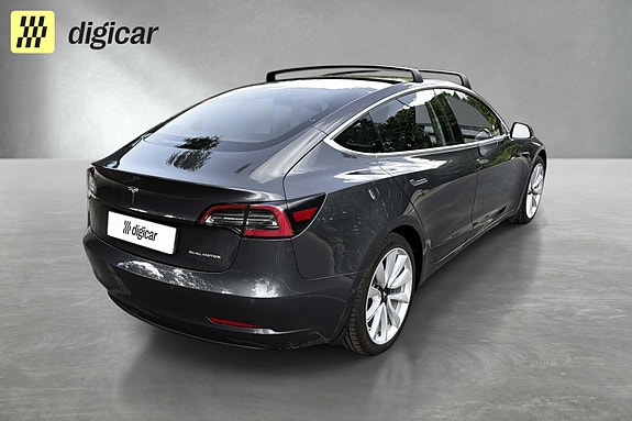 Tesla Model 3 6 of 29