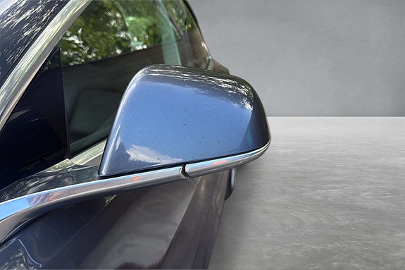 Tesla Model 3 12 of 29