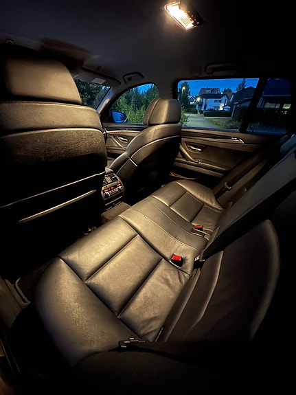 BMW 525d 9 of 11
