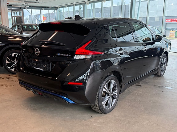Nissan Leaf 5 of 5