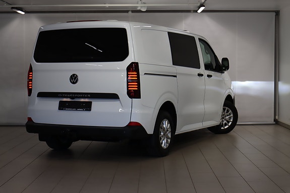 Volkswagen Transporter 2 of 5