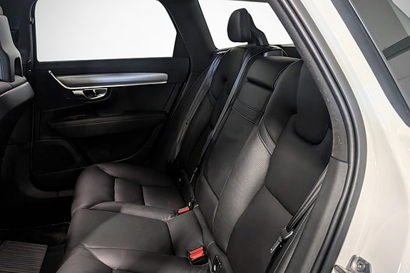 Volvo V90 24 of 29