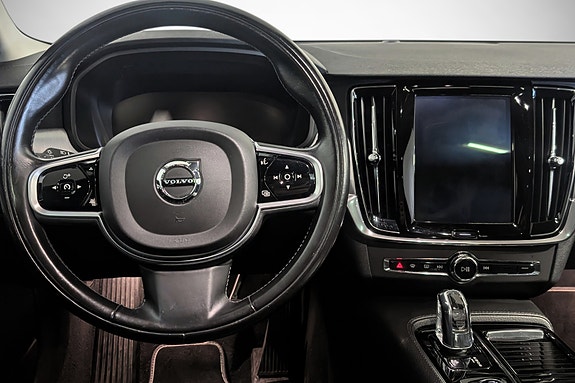 Volvo V90 14 of 29