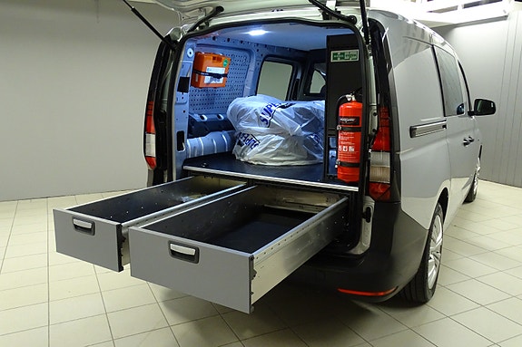 Volkswagen Caddy Maxi 23 of 30