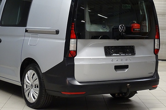 Volkswagen Caddy Maxi 16 of 30