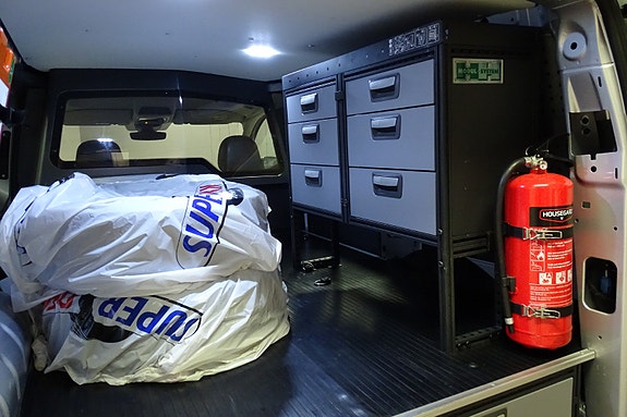 Volkswagen Caddy Maxi 24 of 30