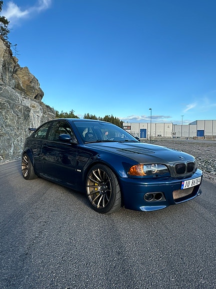 BMW M3 4 of 5