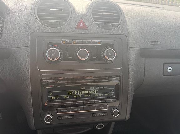 Volkswagen Caddy Maxi 17 of 17
