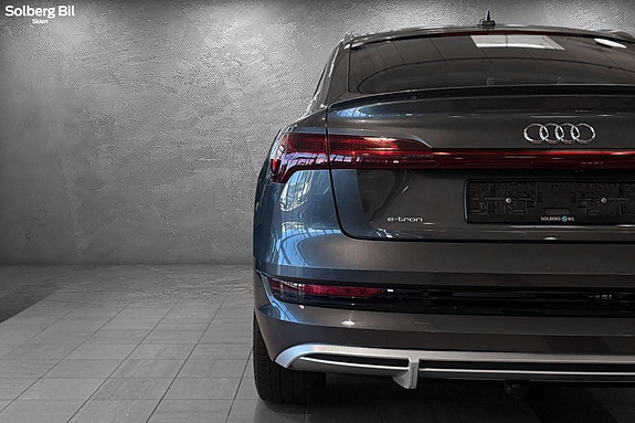 Audi e-tron Sportback 9 of 30