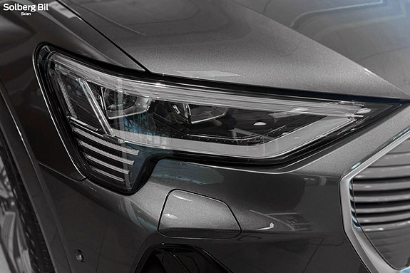 Audi e-tron Sportback 18 of 30