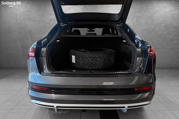 Audi e-tron Sportback 7 of 30