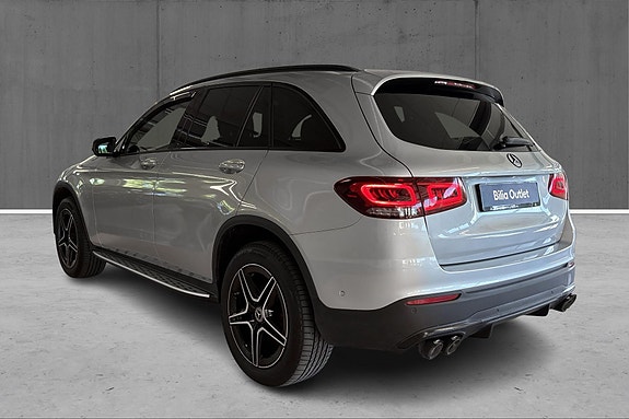 Mercedes-Benz GLC300 e 7 of 27