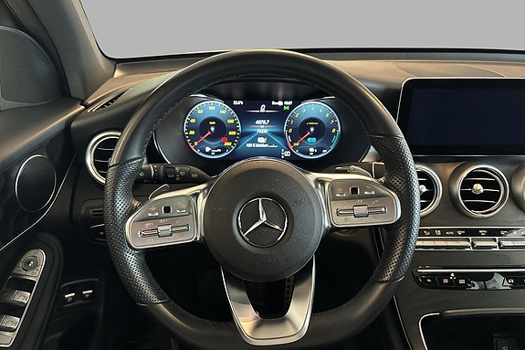 Mercedes-Benz GLC300 e 10 of 27