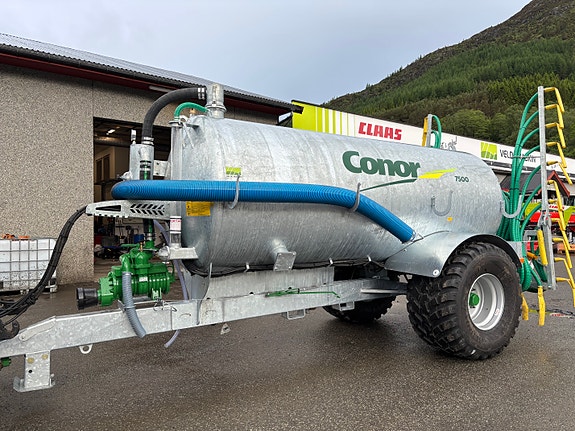 CONOR 7300l  Vakumvogn + stripespreder 2 of 5