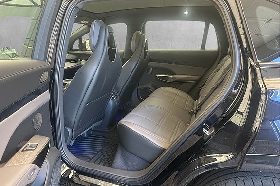 Hongqi EHS7 13 of 15