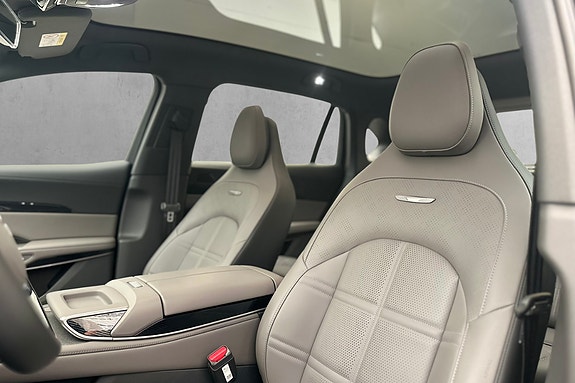Hongqi EHS7 7 of 15