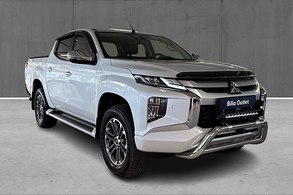 Mitsubishi L200 3 of 5