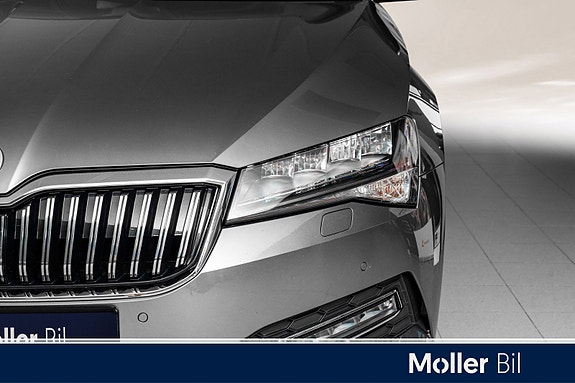 Skoda Superb 4 of 5