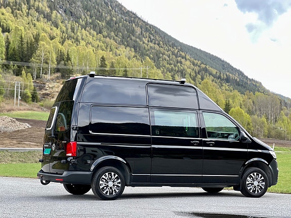Volkswagen Transporter 2 of 5
