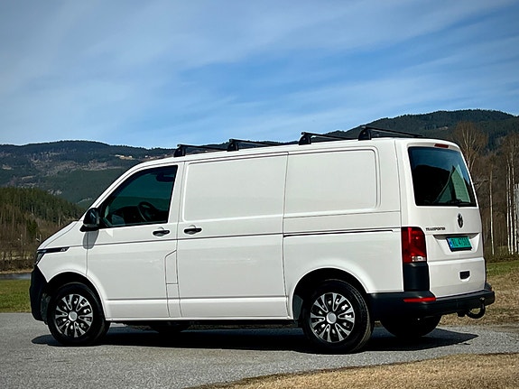 Volkswagen Transporter 2 of 5