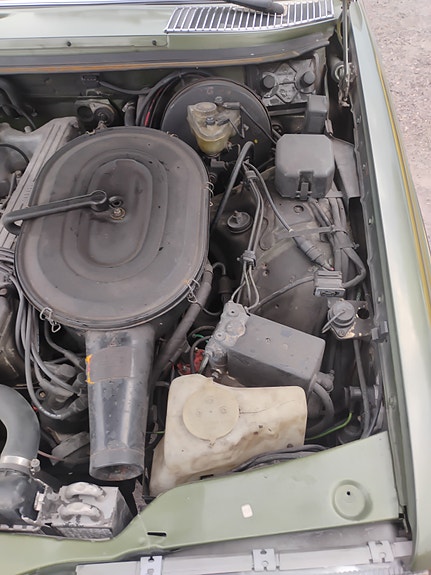 Mercedes-Benz 280 24 of 30