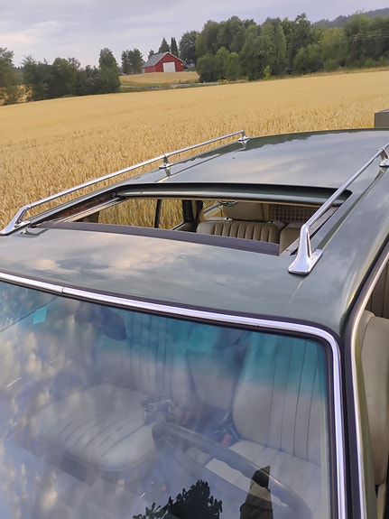 Mercedes-Benz 280 29 of 30