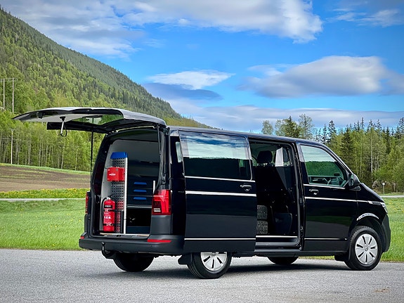 Volkswagen Transporter 3 of 5