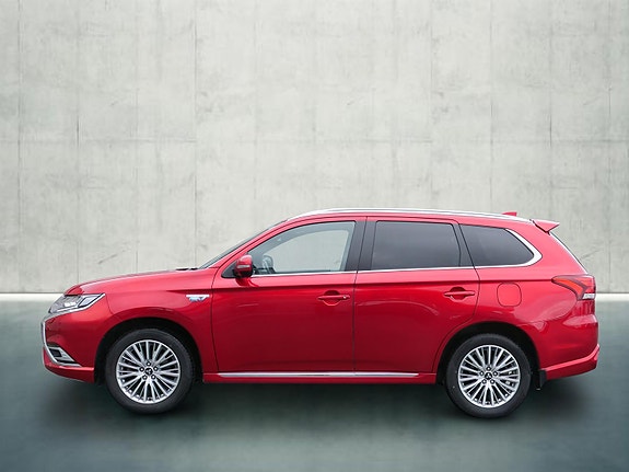 Mitsubishi Outlander 2 of 23