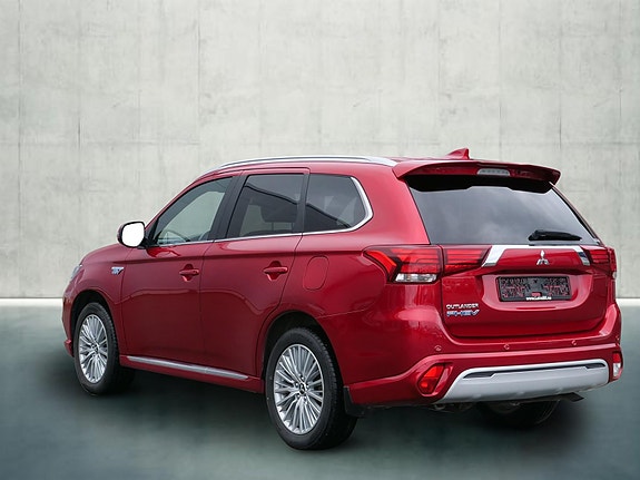 Mitsubishi Outlander 3 of 23