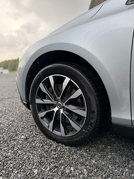 Volvo V40 Cross Country 10 of 27