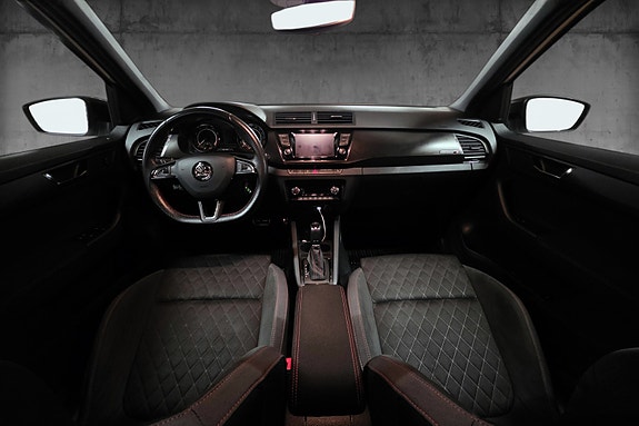 Skoda Fabia 13 of 30
