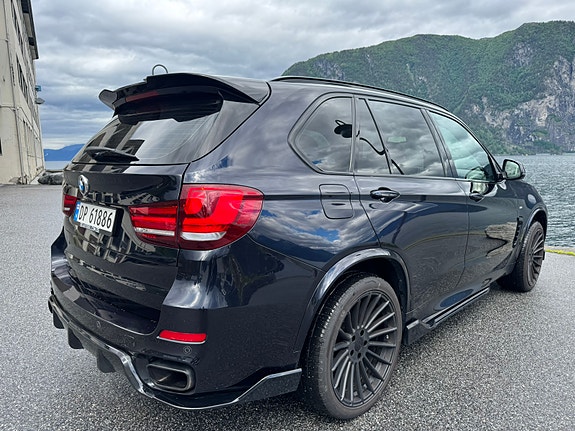BMW X5 2 of 5