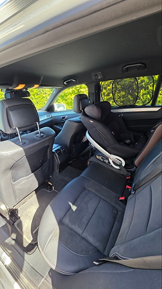 Mercedes-Benz E220 10 of 12