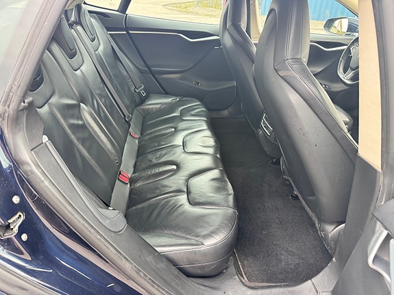 Tesla Model S 15 of 30