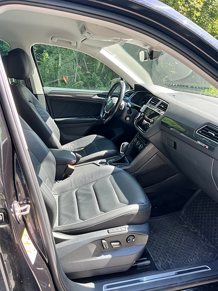 Volkswagen Tiguan 5 of 5