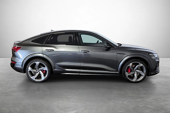 Audi SQ8 5 of 5