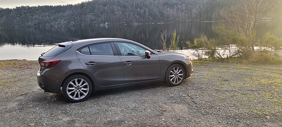 Mazda 3 5 of 5