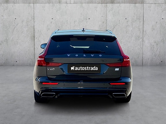 Volvo V60 4 of 5