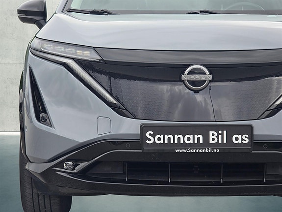 Nissan Ariya 2 of 5