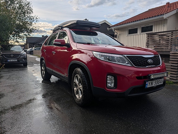 Kia Sorento 2 of 5