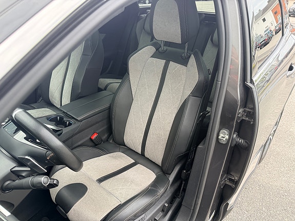 Peugeot 3008 17 of 30