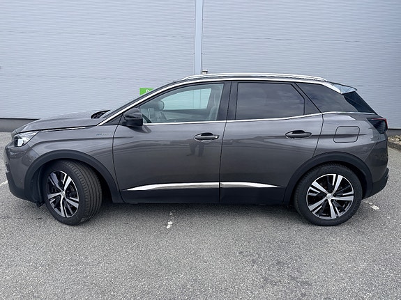Peugeot 3008 2 of 30