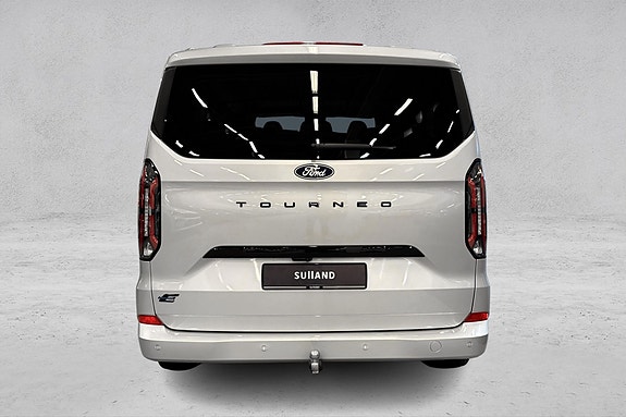 Ford E-Tourneo Custom 340 L2 4 of 5