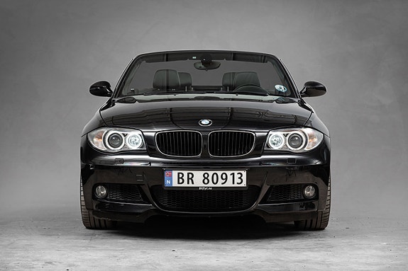 BMW 118i 4 of 5