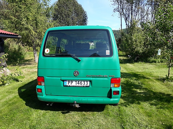 Volkswagen Caravelle 5 of 5