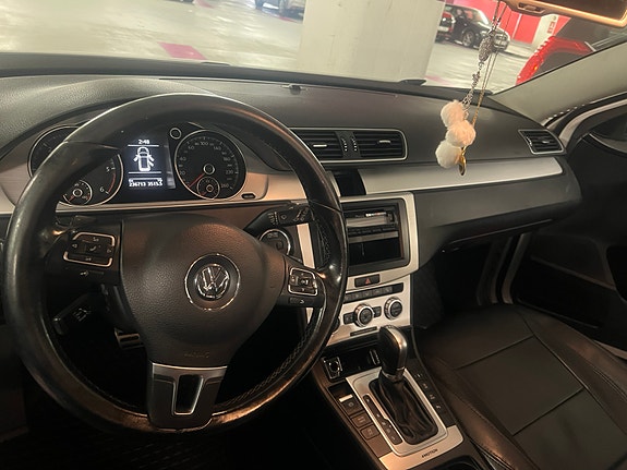 Volkswagen Passat 4 of 5