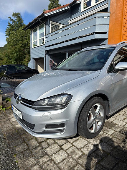Volkswagen Golf VII 3 of 5