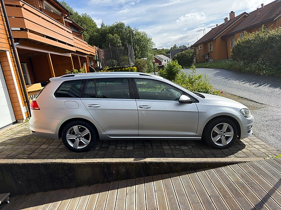 Volkswagen Golf VII 4 of 5