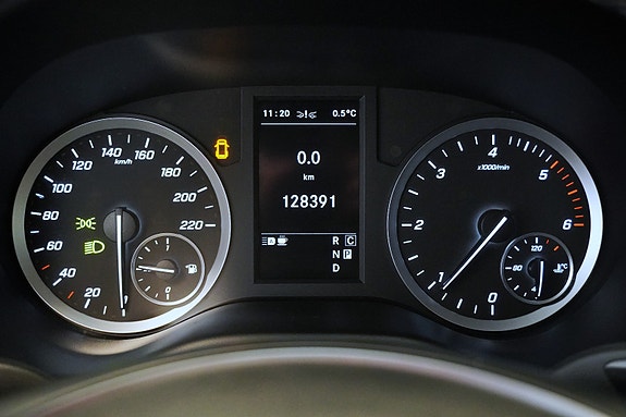 Mercedes-Benz Vito 119 14 of 27