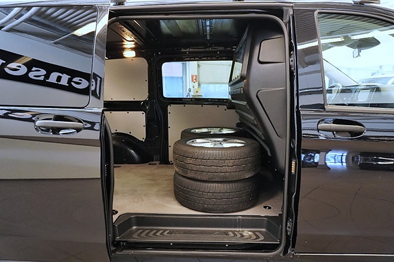Mercedes-Benz Vito 119 22 of 27